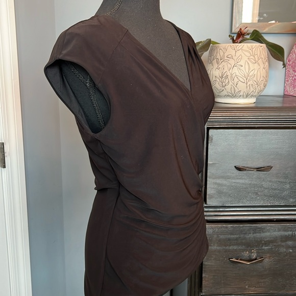 Small Petite Bundle of 4 BeBe, White House Black Market, Express, Under Armour - Picture 10 of 15